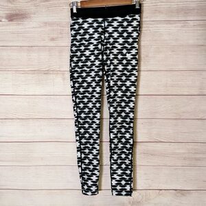 Nike dri-fit black and white leggings tights size XS